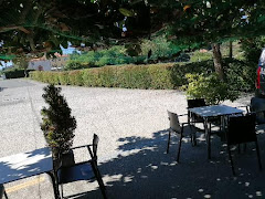 Bar Seara, Vila De Cruces
