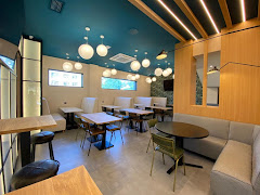 Cafetería Bocatería Lareka
