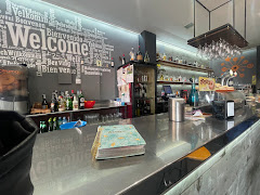 Cafetería Pirámide