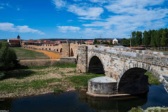 Puente del Paso Honroso