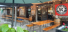 Rock & Roll Pizza La Portela / RB-LE-1723