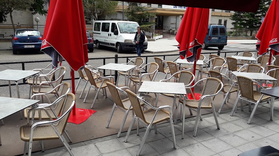 Bar Los Tres Árboles