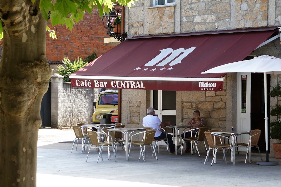 Café Bar Central