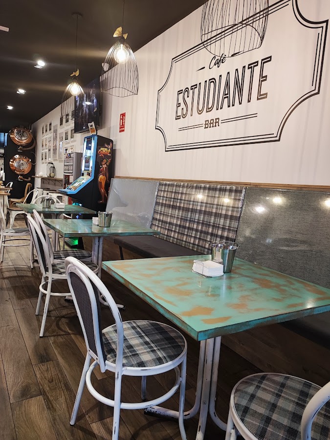 Café Bar Estudiante