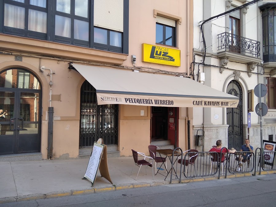 Cafe Kavafis Bar