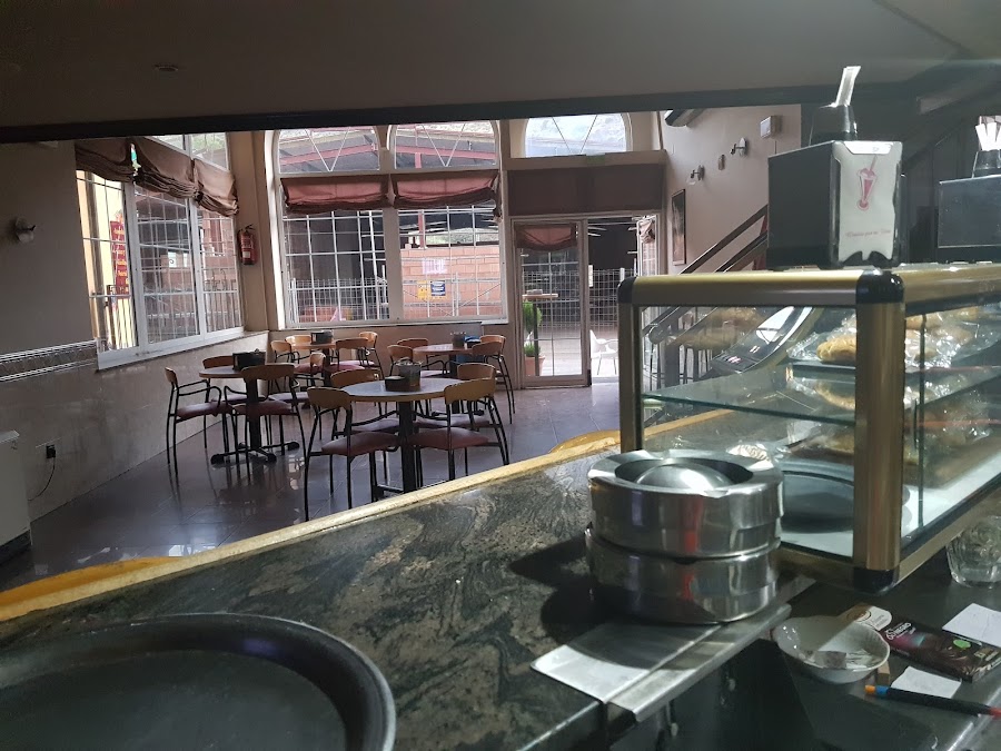 Cafetería Los Arcos