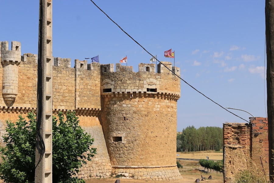 Castillo de Grajal de Campos