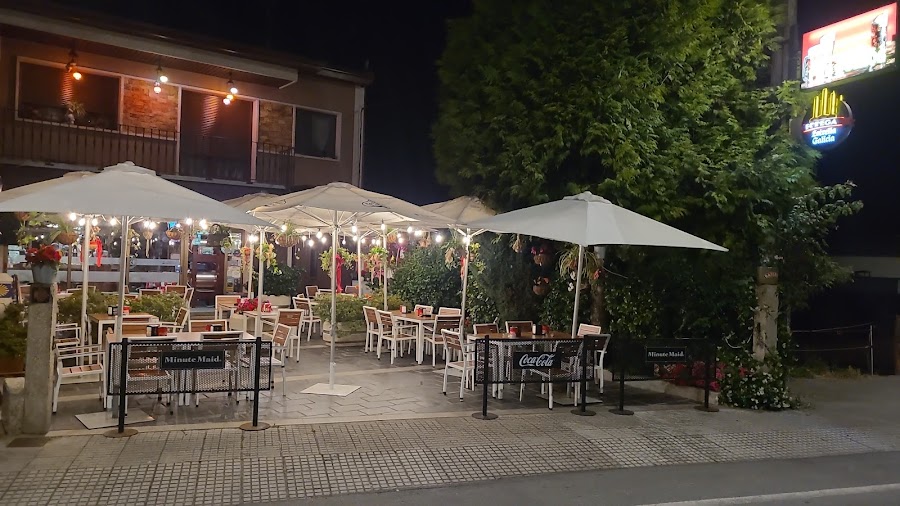 Cerveceria Quirós Pub