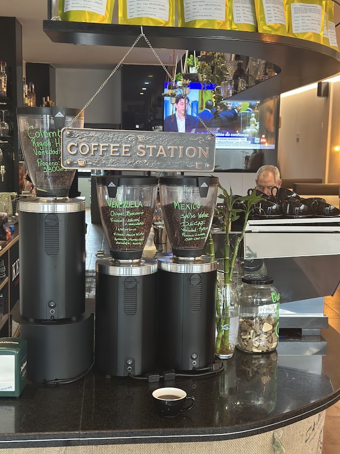 Guayoyo specialty Coffee Roastery