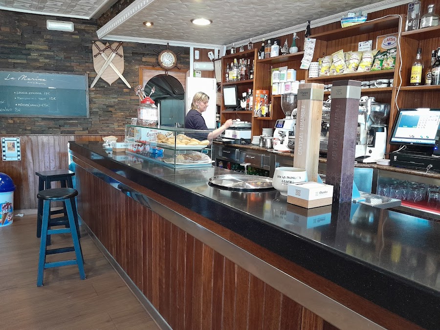 Hostal-restaurante La Marina