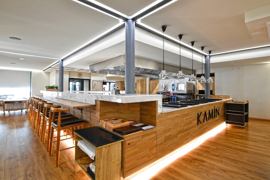 KAMÍN Restaurante