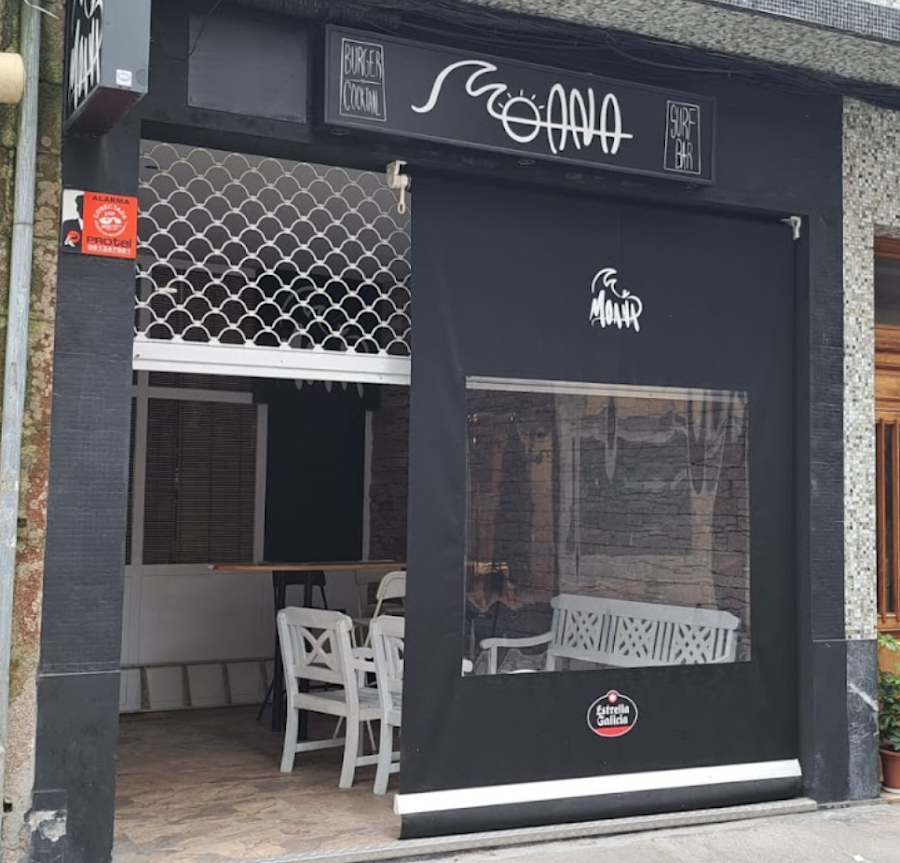 Moana Burgers & Cocktails Betanzos