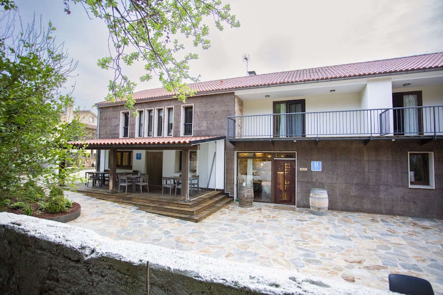 O Camiño Fala, Hotel-Restaurante