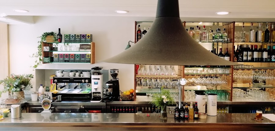 Oliva Bar e Levar