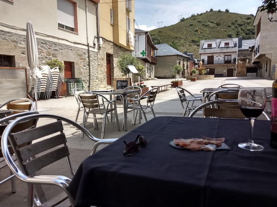 RESTAURANTE MARIA CAÑAS
