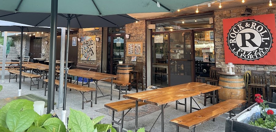 Rock & Roll Pizza La Portela / RB-LE-1723