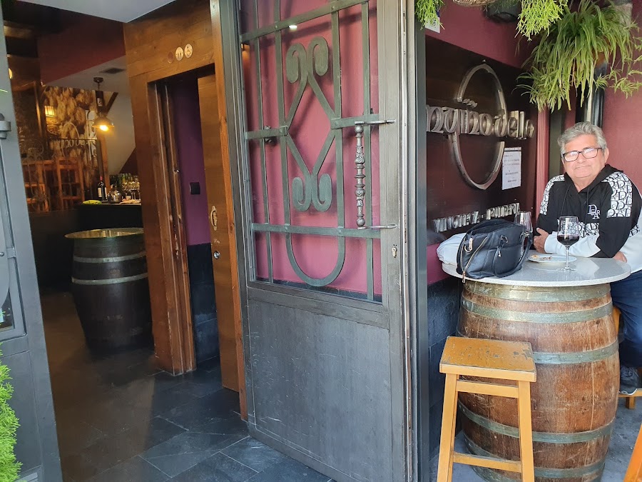 Vinoteca Pulpería Muíño Vello